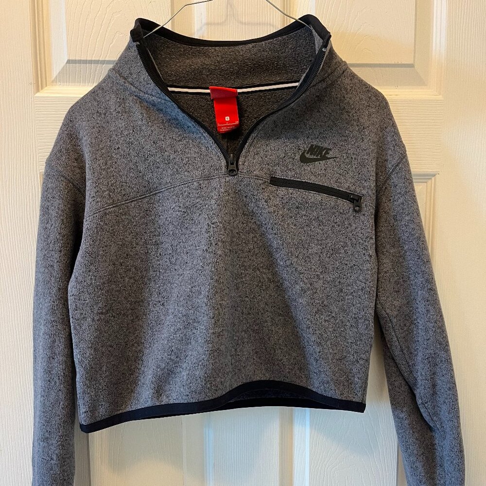 Women's | Nike | Size: Small | Cropped Quarter Zip Crewneck | Dark Grey